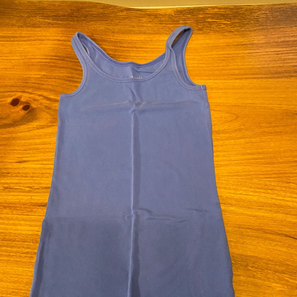 Set of 4 tank tops - Size small